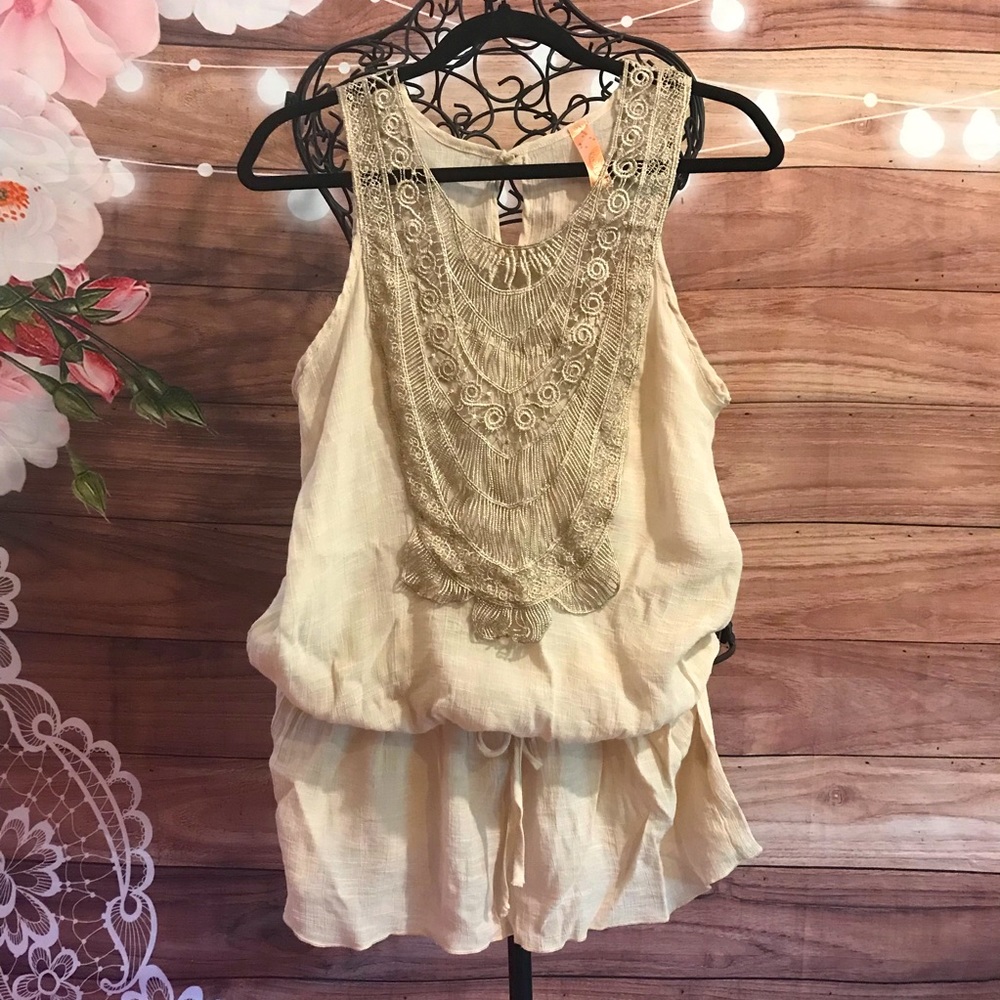 Prevett goldish tan top